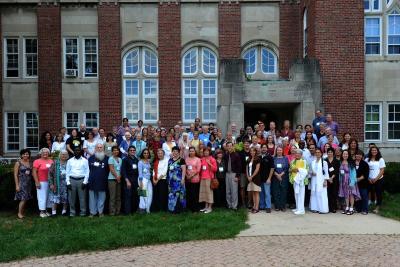 Una foto di gruppo dei partecipanti all'International Theosophy Conferences 2012