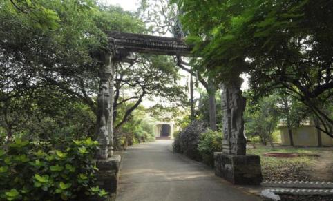 adyar2