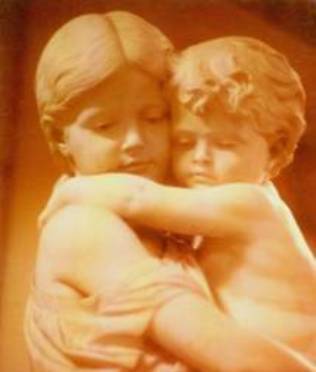 Fratellanza scultura